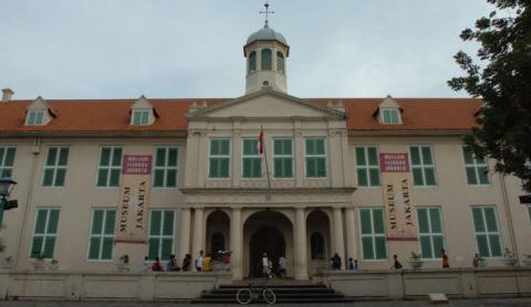 the-fatahillah-jakarta-museum-in-old-batavia-1.jpg